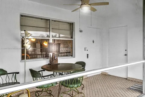 541 Blue Heron Dr # 307, Hallandale Beach FL 33009