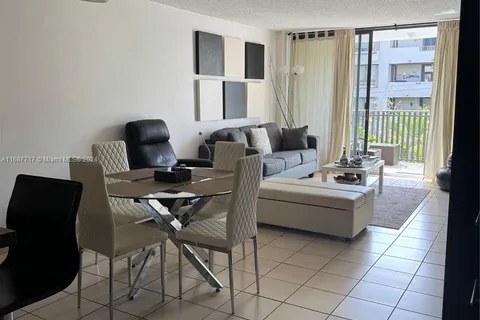 100 Ocean Lane Dr # 406, Key Biscayne FL 33149