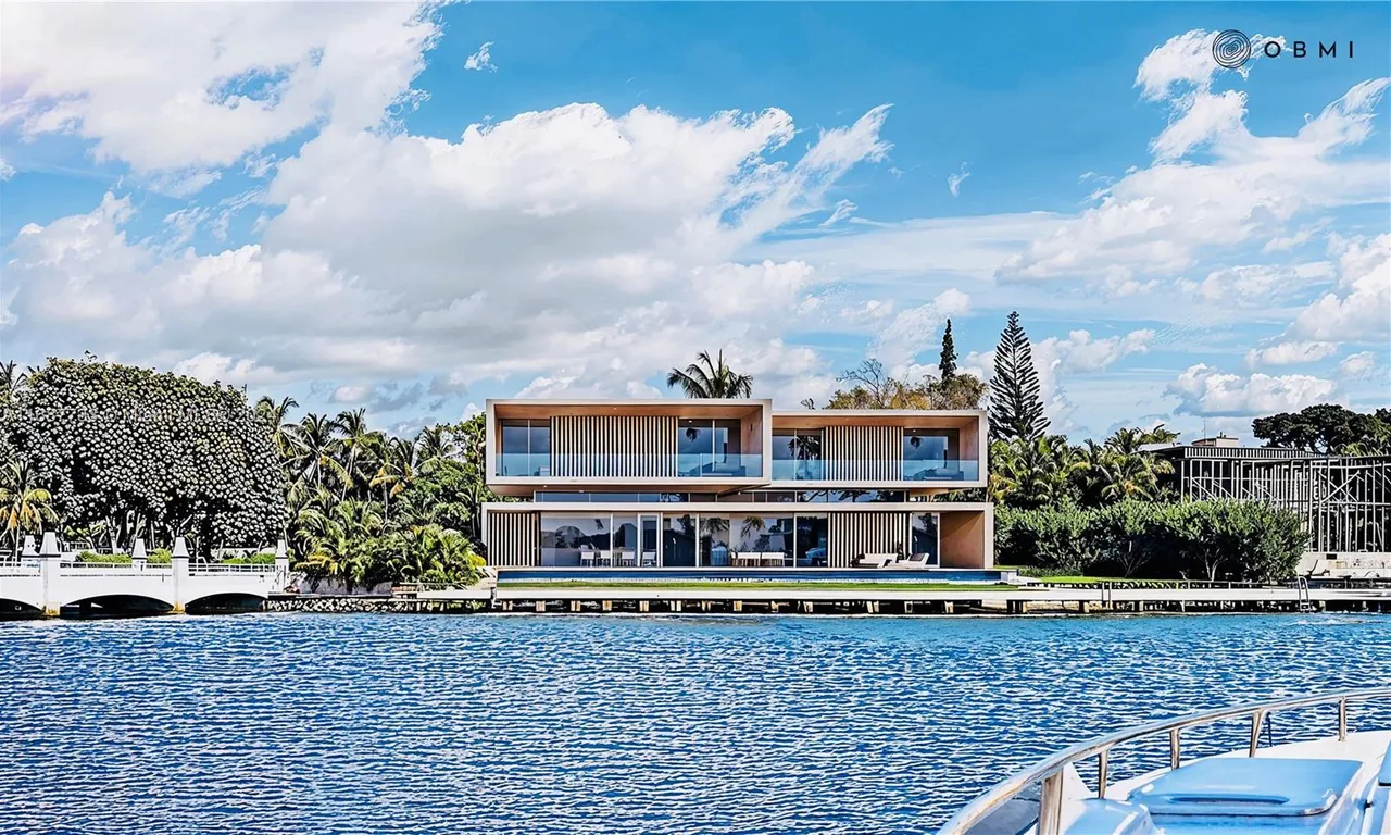 45 Star Island Dr, Miami Beach FL 33139