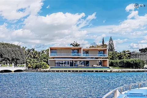 45 Star Island Dr, Miami Beach FL 33139