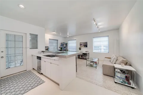 1755 Washington Ave # 1D, Miami Beach FL 33139