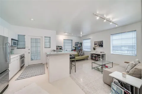 1755 Washington Ave # 1D, Miami Beach FL 33139