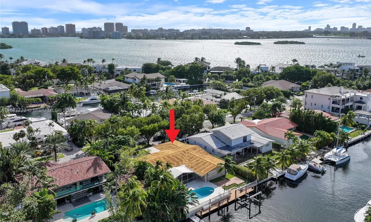 13190 Biscayne Island Ter, North Miami FL 33181