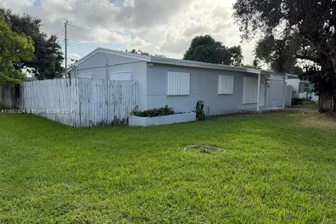 6900 SW 24th Ct, Miramar FL 33023