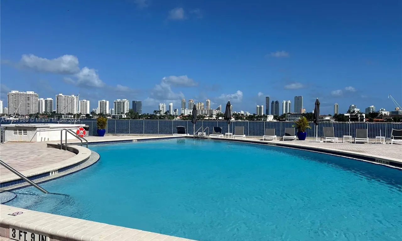 16570 NE 26th Ave # 6F, North Miami Beach FL 33160