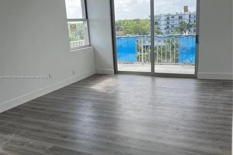 16570 NE 26th Ave # 6F, North Miami Beach FL 33160