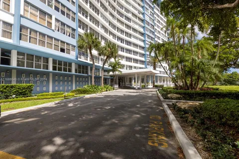 7441 Wayne Ave # 2K, Miami Beach FL 33141