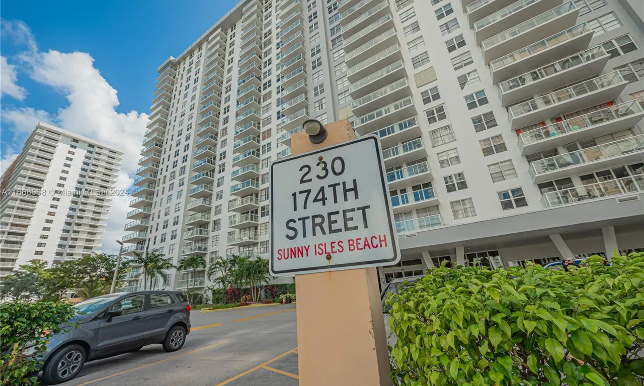 230 174th St, Sunny Isles Beach FL 33160