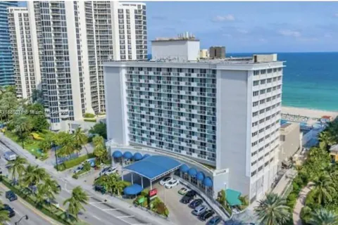 19201 Collins Ave # 636, Sunny Isles Beach FL 33160