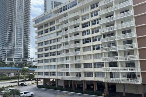 1801 S Ocean Dr # 342, Hallandale Beach FL 33009