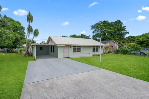 1183 S Ridge Rd, Lake Worth FL 33462