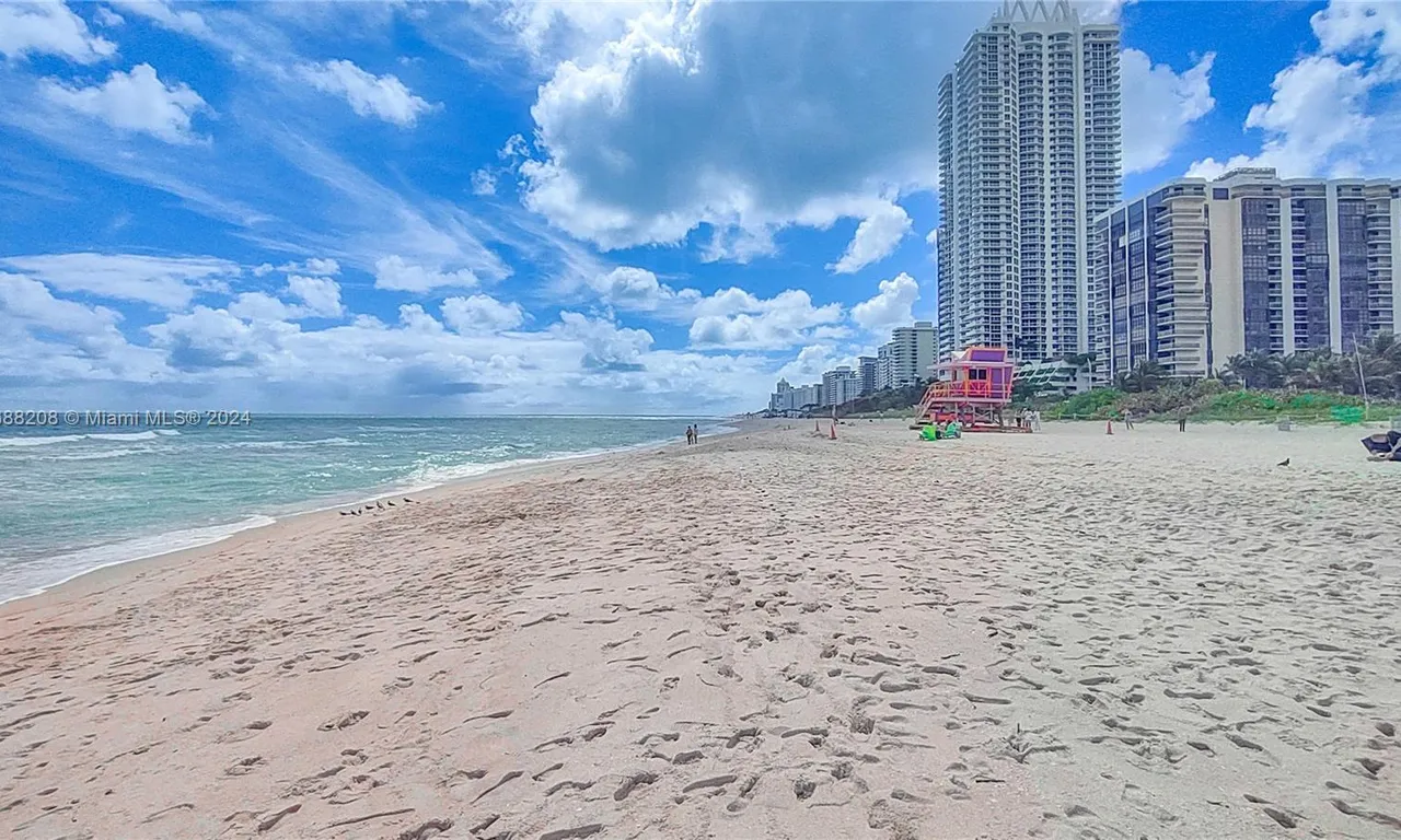 6498 Collins Ave # 38, Miami Beach FL 33141