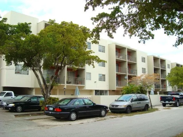 1225 NE 124th St # 26B, North Miami FL 33161