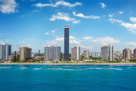 2000 S Ocean Dr # 18B, Hallandale Beach FL 33009