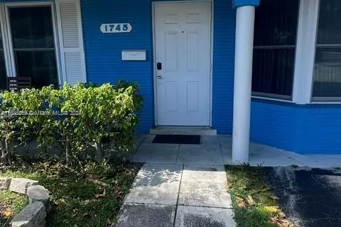 1745 NE 52nd, Fort Lauderdale FL 33334