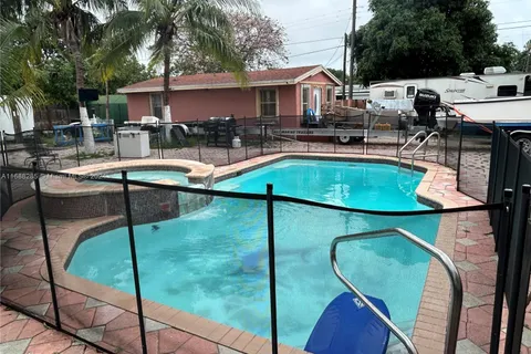 9200 NW 32nd Ct, Miami FL 33147