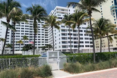 5005 Collins Ave # 1423, Miami Beach FL 33140