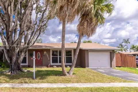 12211 NW 29th St, Sunrise FL 33323