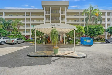 808 Cypress Blvd # 503, Pompano Beach FL 33069