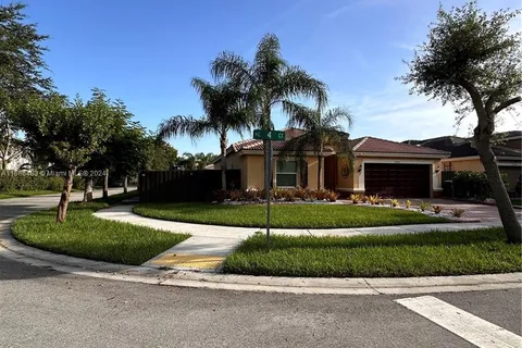 2046 NE 4th Ct, Homestead FL 33033