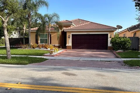 2046 NE 4th Ct, Homestead FL 33033