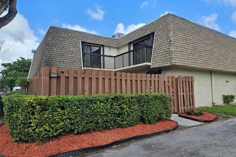 8215 23rd Ct # 17D, North Lauderdale FL 33068