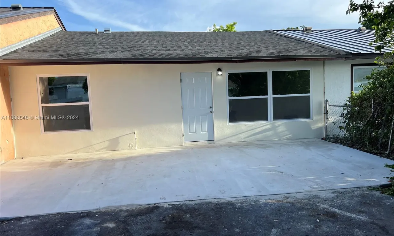 18902 NW 46th Ave # 18902, Miami Gardens FL 33055