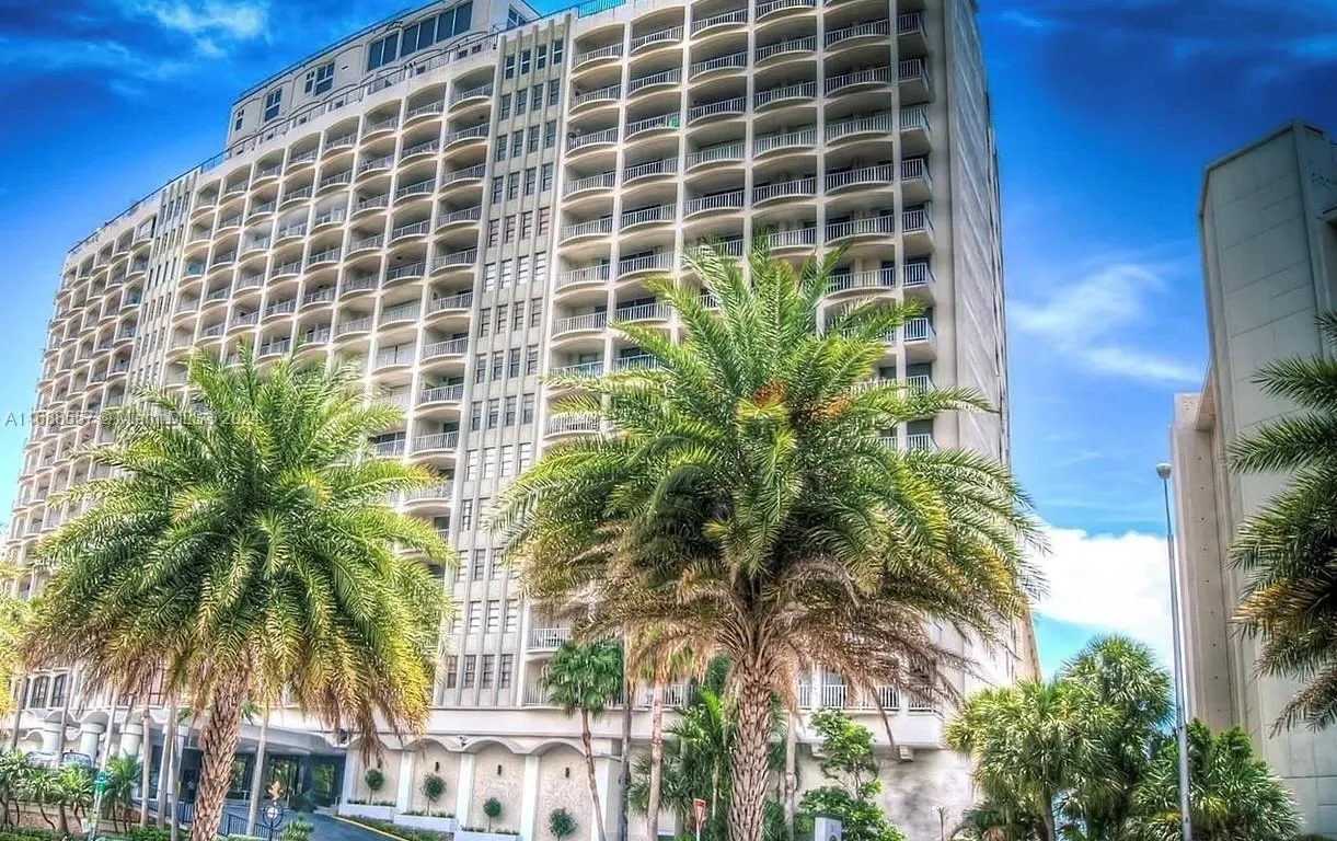 5401 Collins Ave # 412, Miami Beach FL 33140