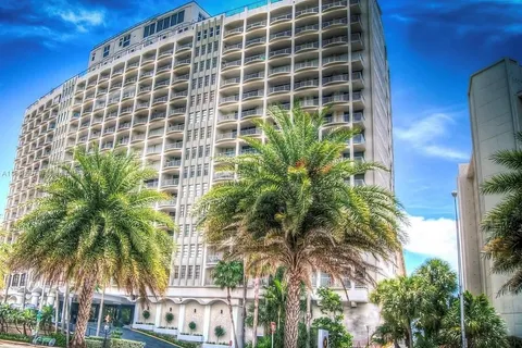 5401 Collins Ave # 412, Miami Beach FL 33140