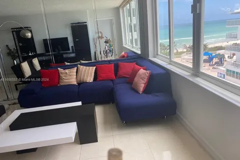 5401 Collins Ave # 412, Miami Beach FL 33140