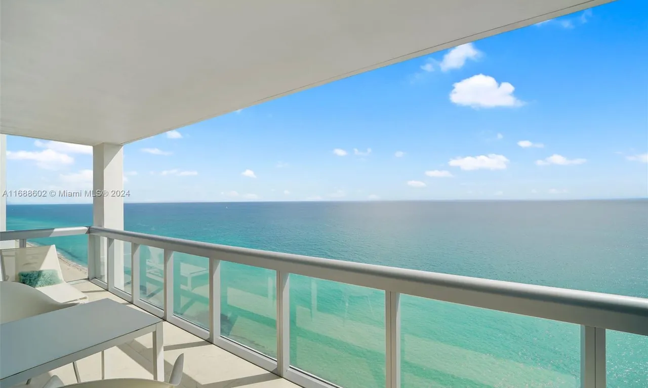 6899 Collins Ave # 2407, Miami Beach FL 33141