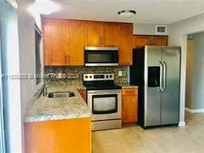 1449 N 14th Way # 102, Hollywood FL 33020