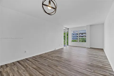 1615 West Ave # 404, Miami Beach FL 33139