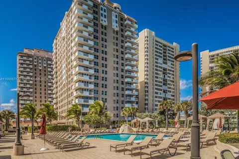 1920 S Ocean Dr # 7D, Hallandale Beach FL 33009