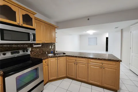 8360 NW 103rd St # 204E, Hialeah Gardens FL 33016