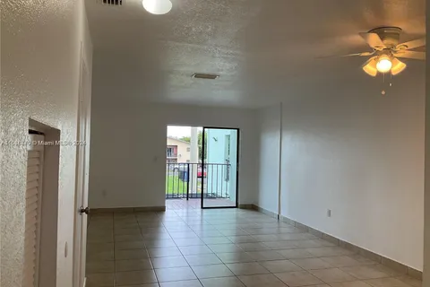 1511 W 42nd Pl # 1, Hialeah FL 33012