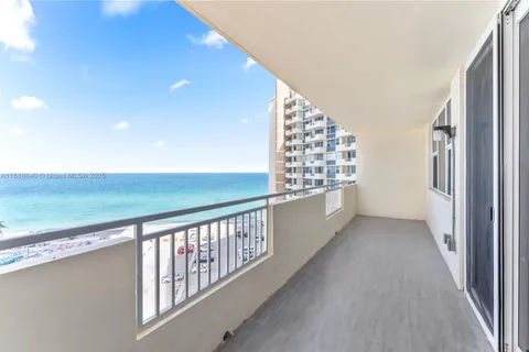 3180 S Ocean Dr # 901, Hallandale Beach FL 33009