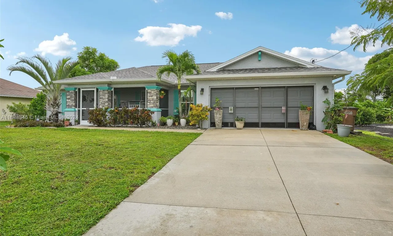 2300 NW 25 st, Cape Coral FL 33993