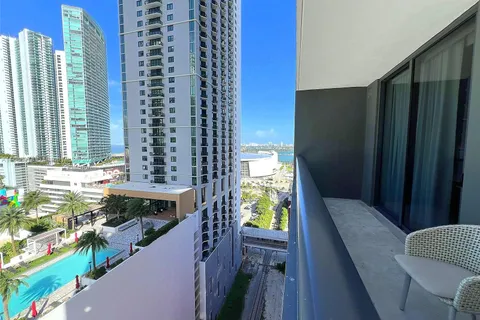 601 NE 1 AVE # 1602, Miami FL 33132