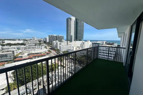 1800 Collins Ave # 15B, Miami Beach FL 33139