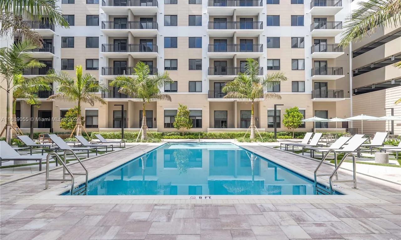 18412 Homestead Ave # 515, Miami FL 33157