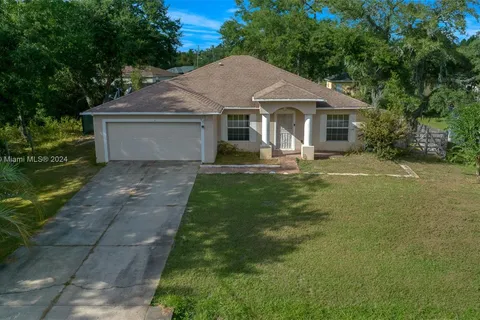 6 Fir Dr Court, Ocala FL 34472