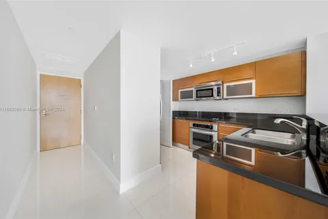 244 Biscayne Blvd # 1106, Miami FL 33132