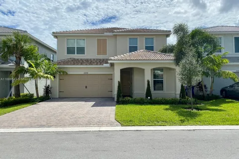 1575 Bursera Ter, Hollywood FL 33021