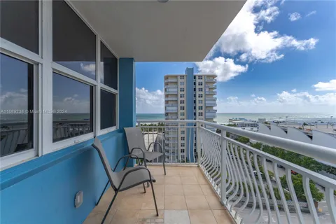 301 N Ocean Blvd # 1006, Pompano Beach FL 33062