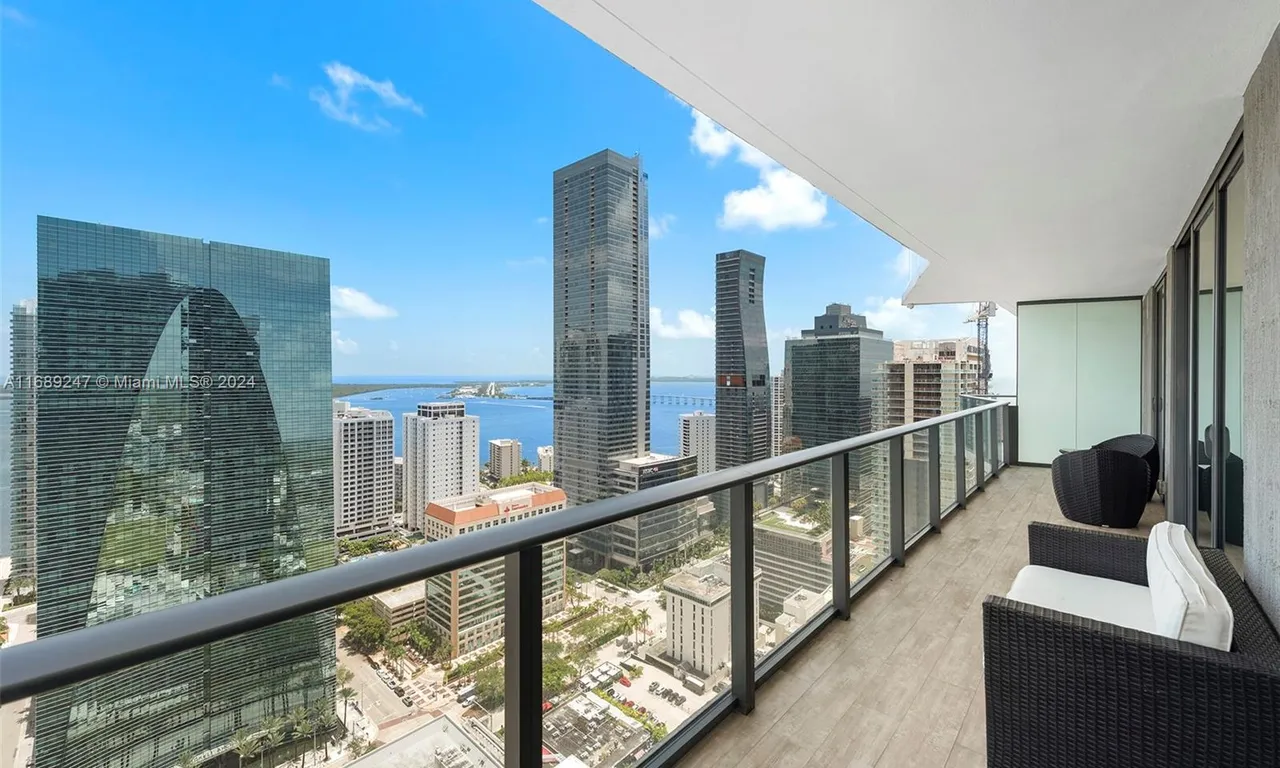 1300 S Miami Ave # 3402, Miami FL 33130