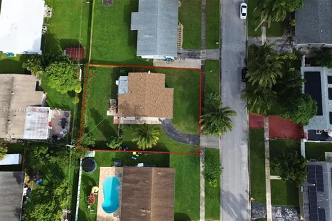 6111 NW 20th Ct, Margate FL 33063