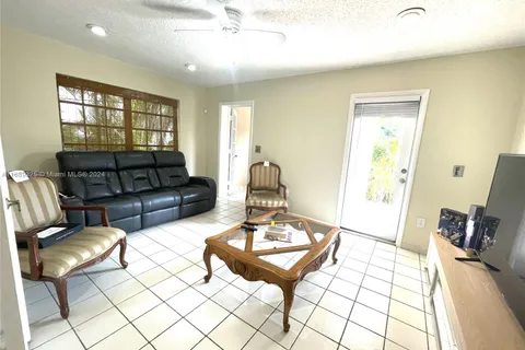 1556 San Benito Ave, Coral Gables FL 33134