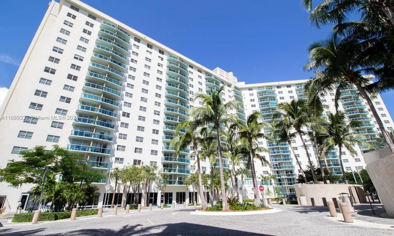 19370 Collins Ave # 1120, Sunny Isles Beach FL 33160