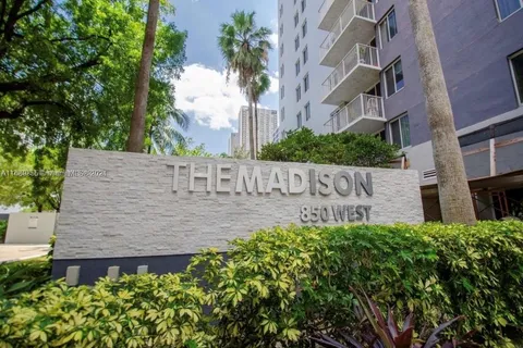 850 N Miami Ave # 2104, Miami FL 33136